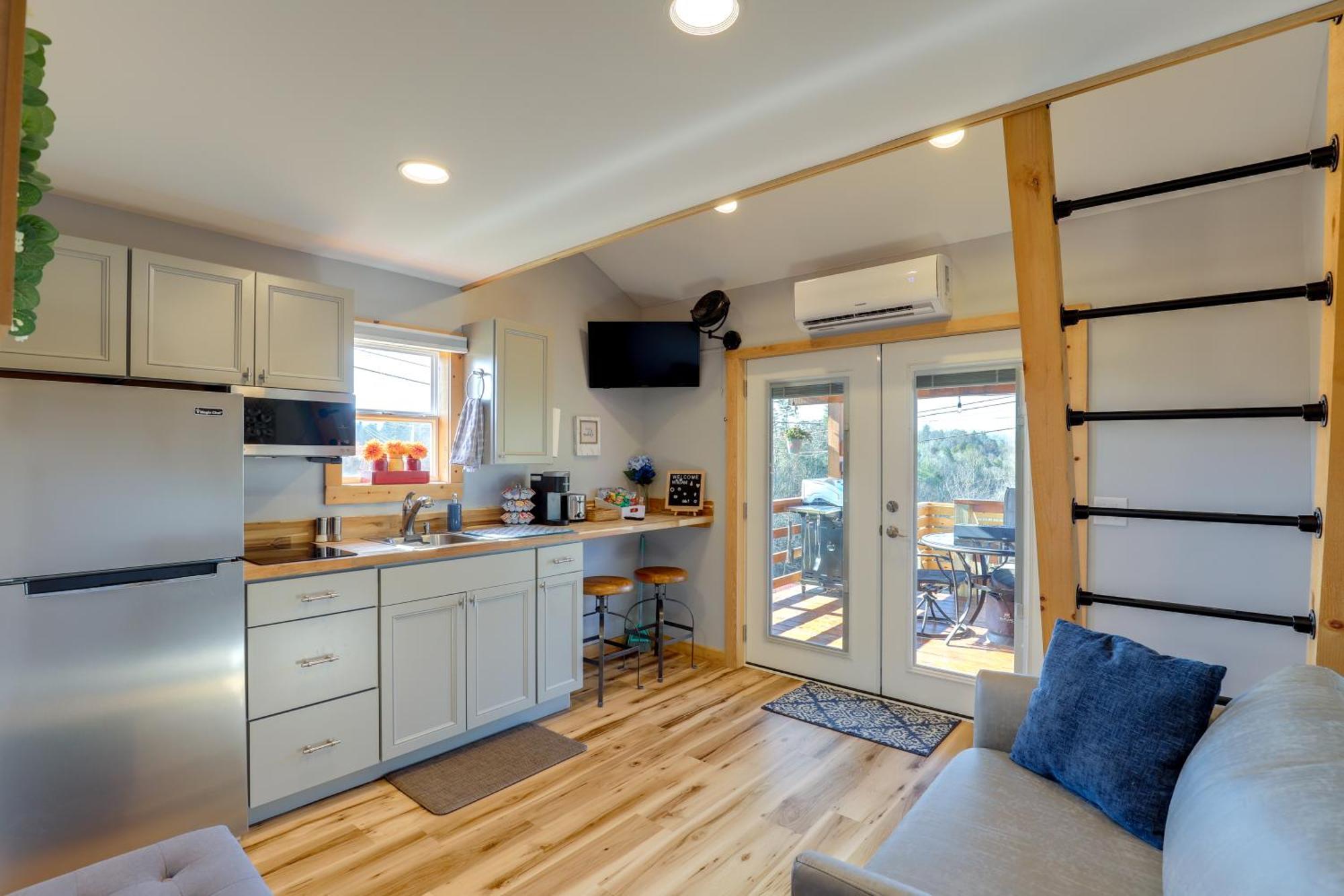 Marshall Studio With Loft, Hot Tub And Views! מראה חיצוני תמונה