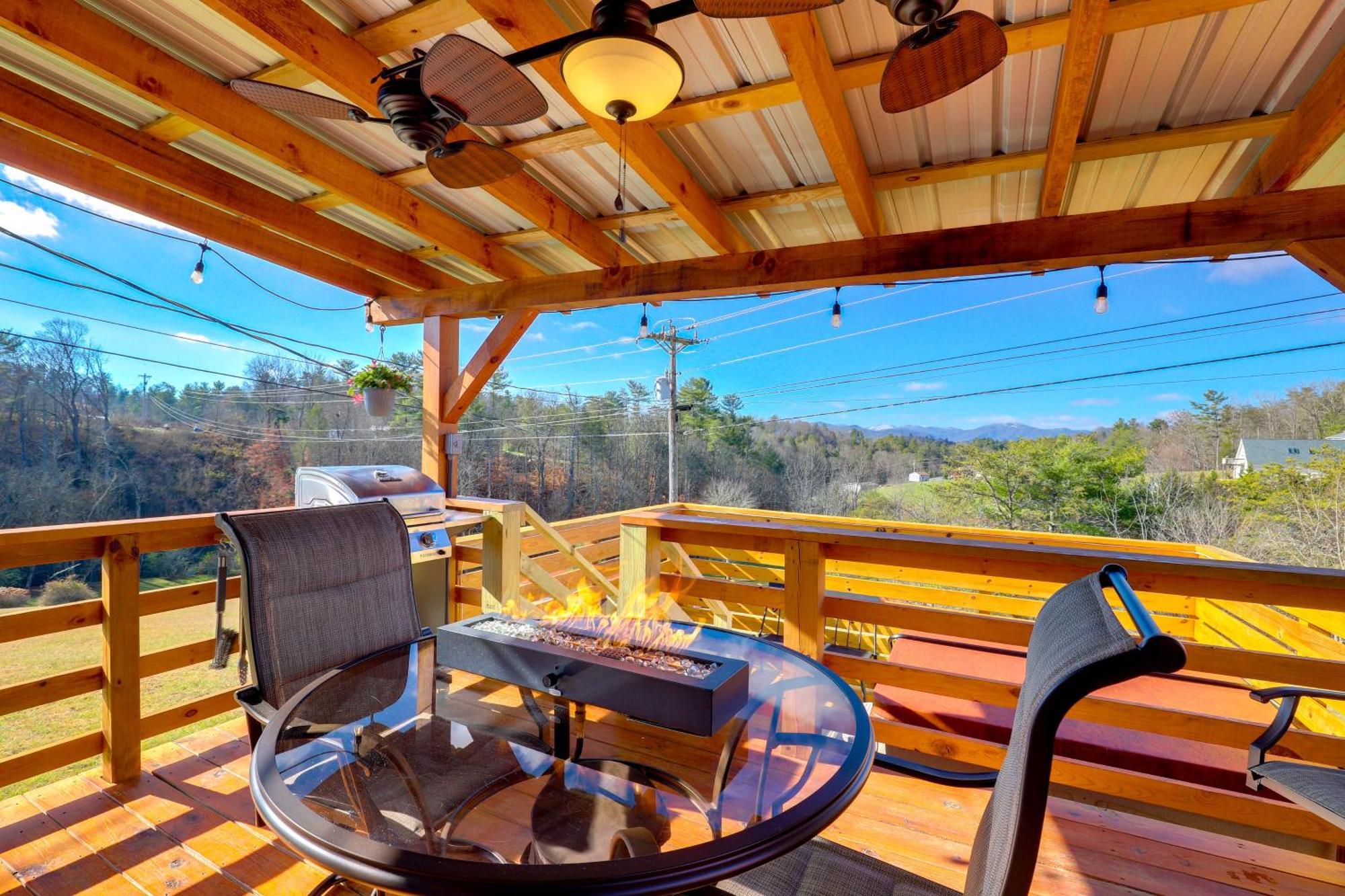 Marshall Studio With Loft, Hot Tub And Views! מראה חיצוני תמונה
